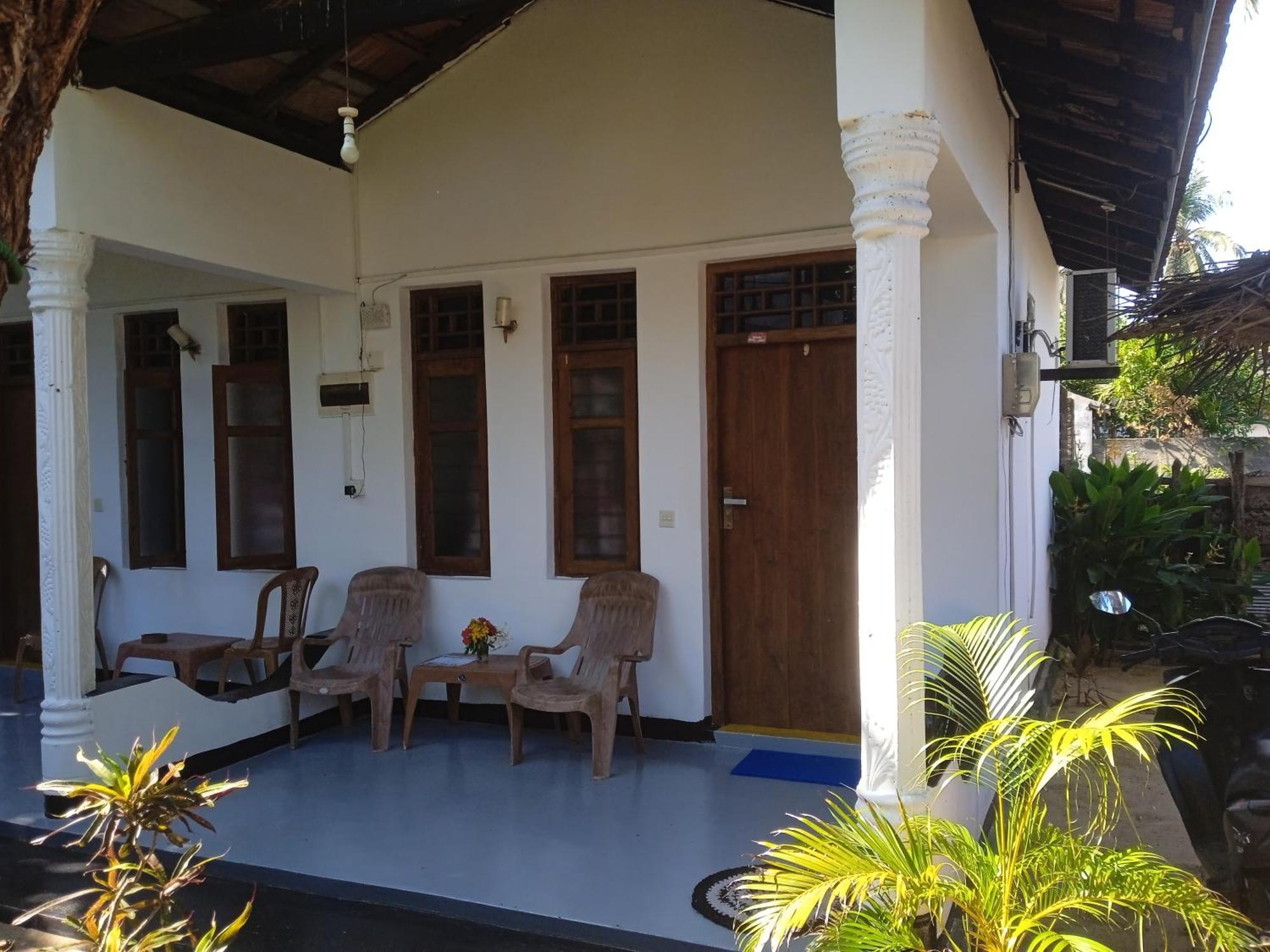 Hotel Aaliya Bay Arugam Bay Exterior foto
