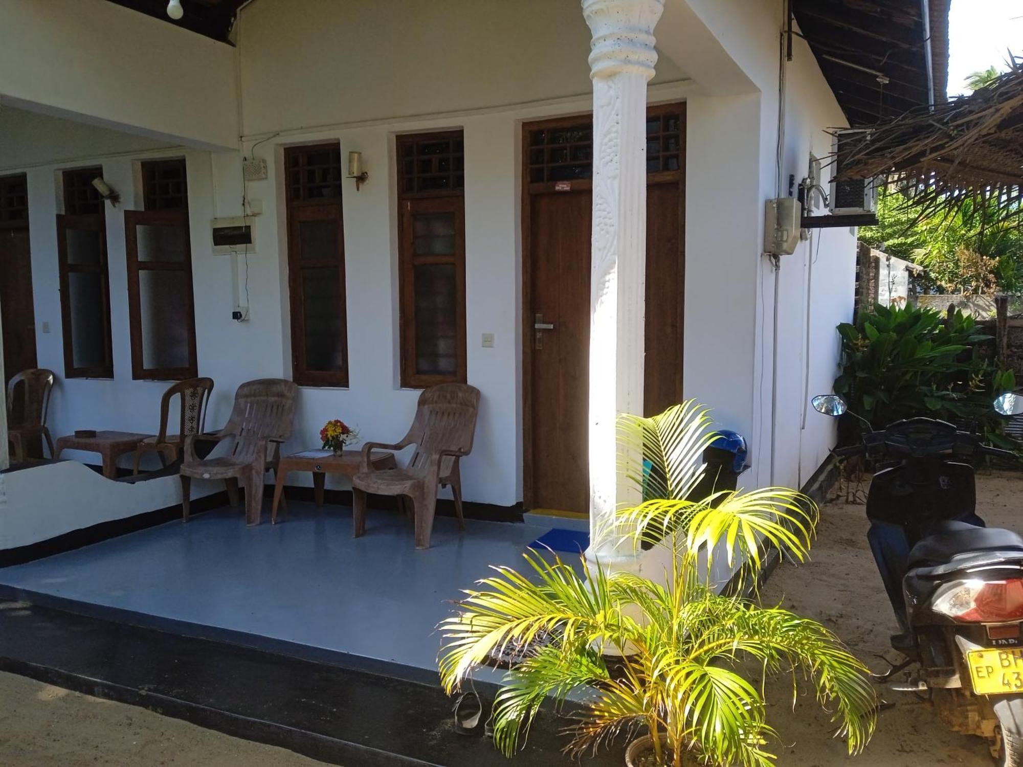 Hotel Aaliya Bay Arugam Bay Exterior foto